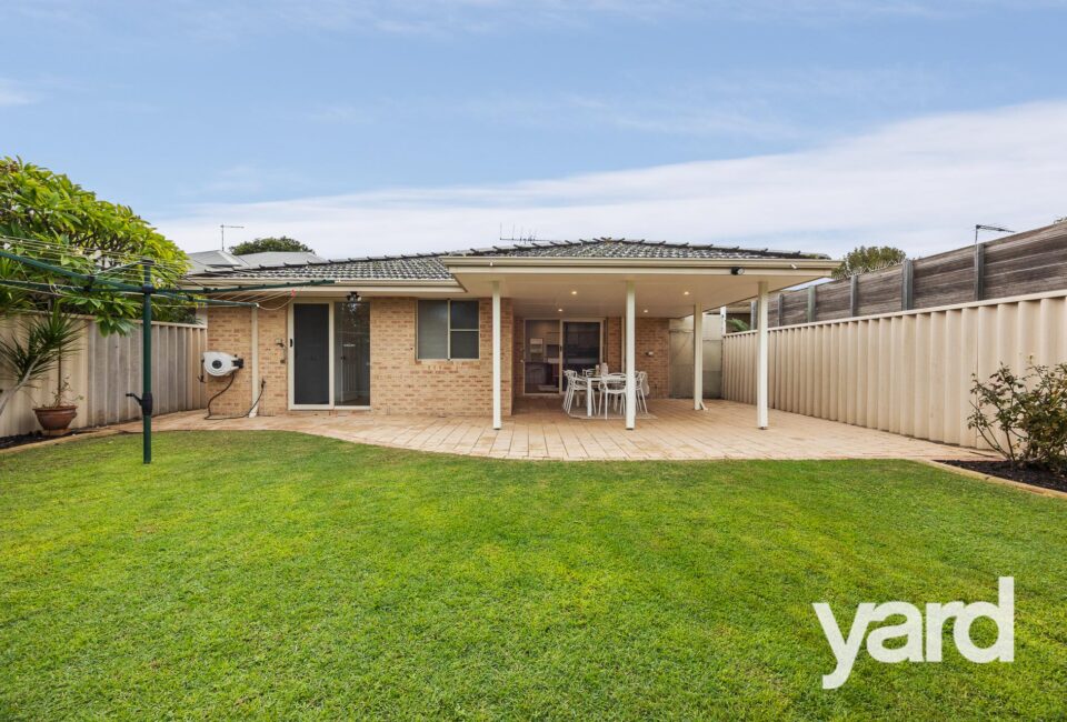 58 Holman Street, ALFRED COVE, WA 6154 AUS