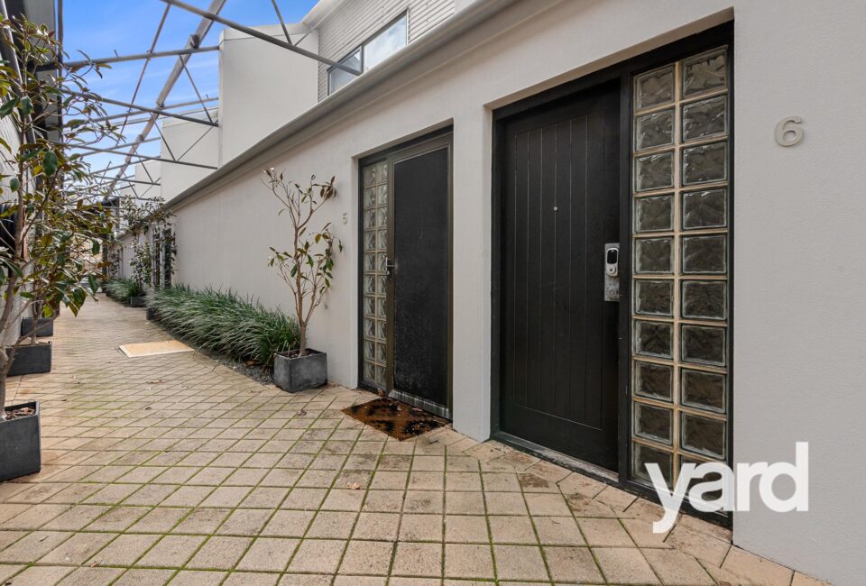 6/5 Harvest Road, NORTH FREMANTLE, WA 6159 AUS