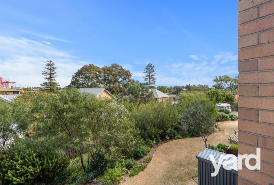 15/21 Harvest Road, NORTH FREMANTLE, WA 6159 AUS