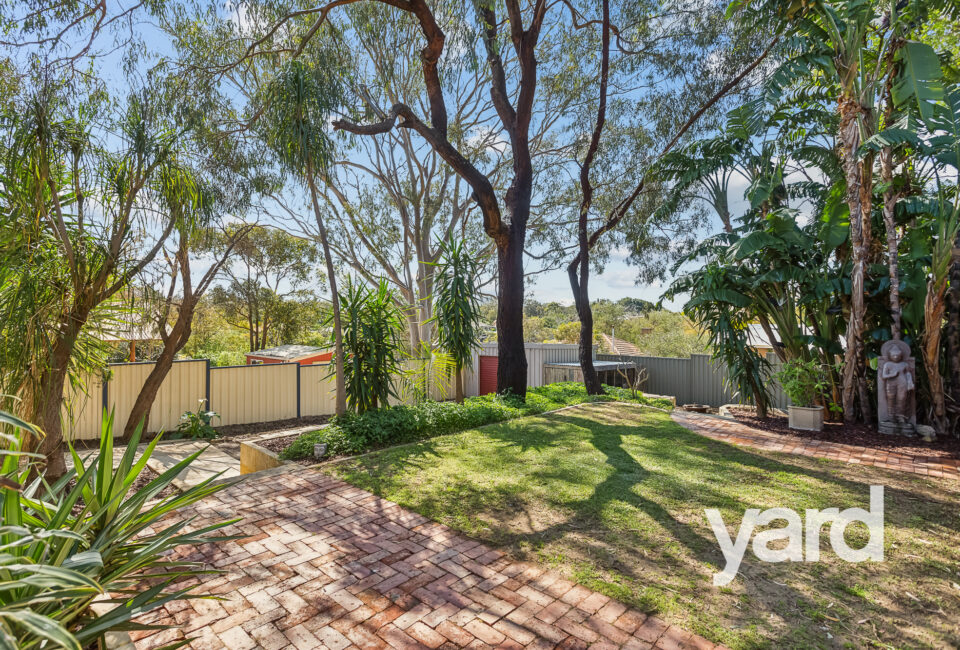 24 Sebastian Crescent, COOLBELLUP, WA 6163 AUS