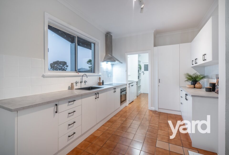 34 Olding Street, MELVILLE, WA 6156 AUS