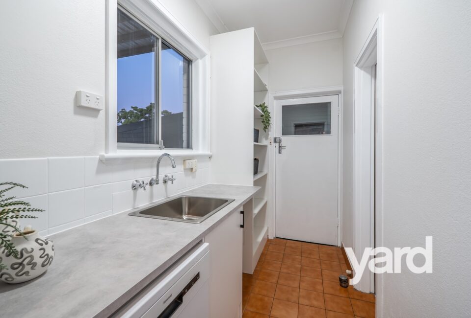 34 Olding Street, MELVILLE, WA 6156 AUS