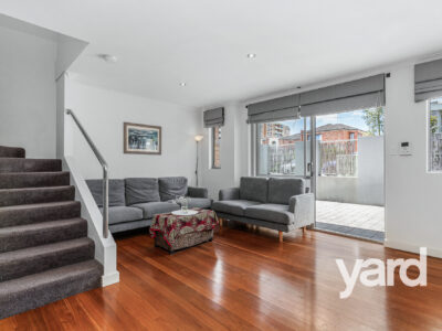 8/31 Pollard Street, GLENDALOUGH, WA 6016 AUS